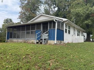 83 Calhoun Ave, Cadiz, KY 42211