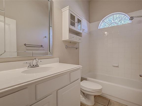 5th image of 5124 Grampian Way