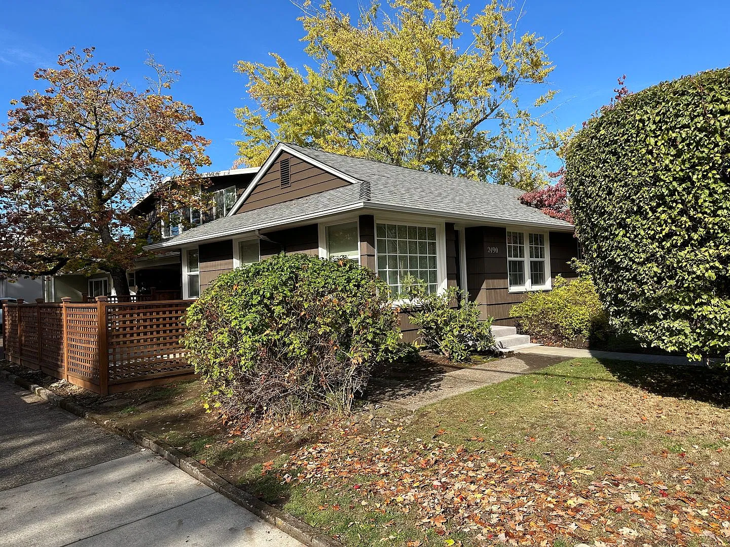 Beautifully updated 1 bedroom 1 bathroom home in great neighborhood! — Photo 2