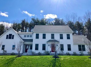5 Fieldstone Ln, Falmouth, ME 04105