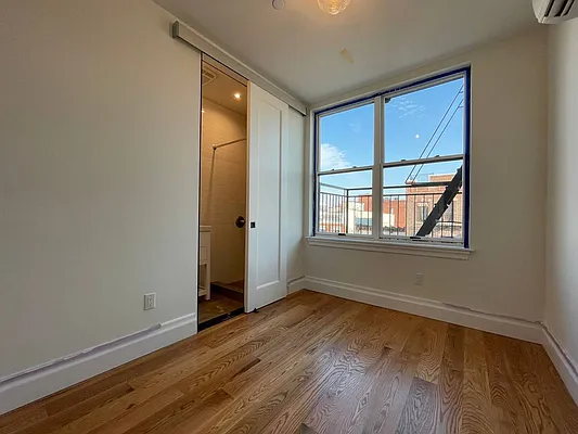 Rented by Doorway NYC, LLC | media 1