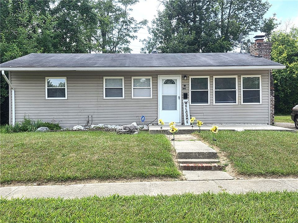 2nd image of 1559 Elaine St