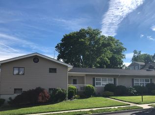 60 Haddenfield Rd, Clifton, NJ 07013