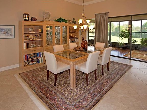 4th image of 204 San Vicente Ln