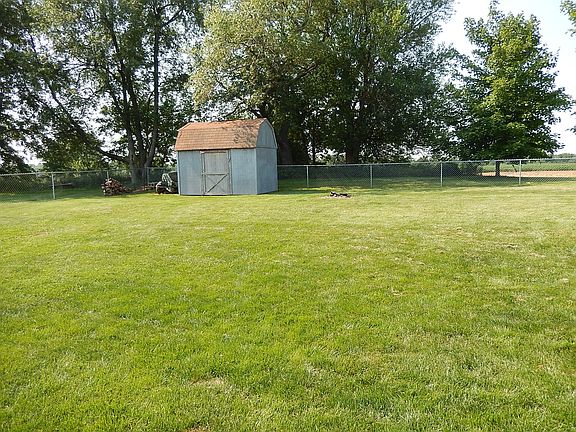 3rd image of 45 Kirkwood Dr