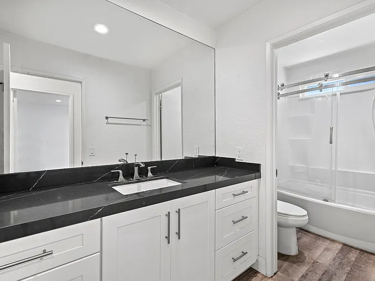 226 Avenida De La Grulla — Photo 10