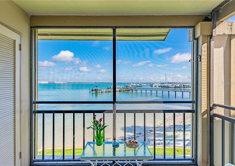 1st image of 6051 Sun Blvd APT 210