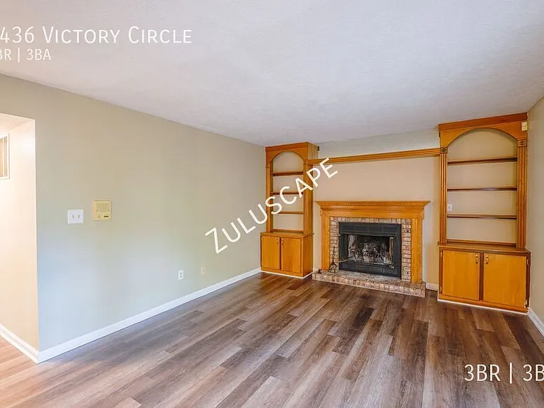 4436 Victory Cir — Photo 2