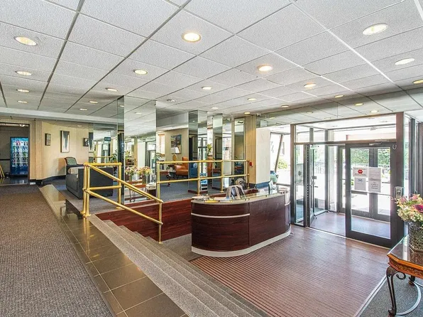 6515 Blvd East image 30 of 37