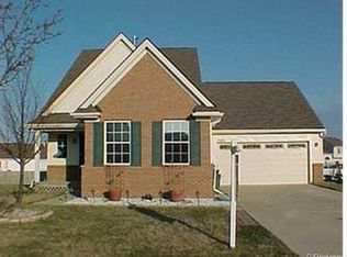 7385 Royal Troon Dr, Ypsilanti, MI