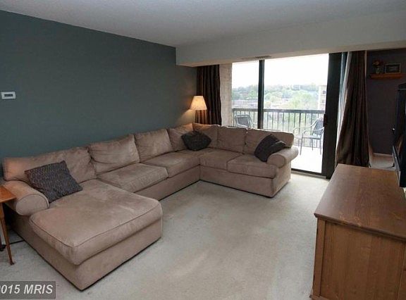 3rd image of 4500 S 4 Mile Run Dr APT 1210