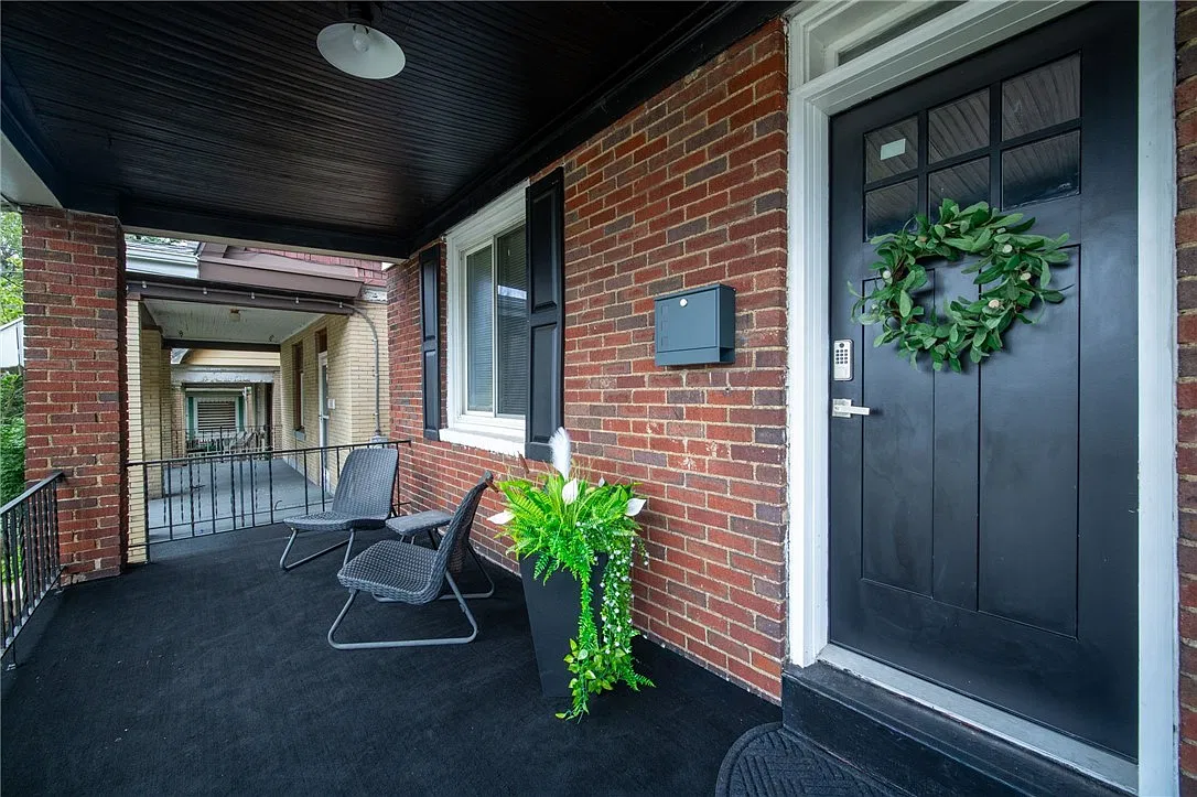 3 bed, 1432 sqft, $1,650 — Photo 2
