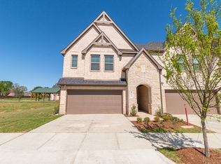 812 Homeplace Cir, Mansfield, TX 76063