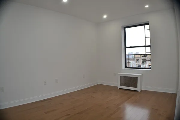 Rented by Christie Property Group | media 16