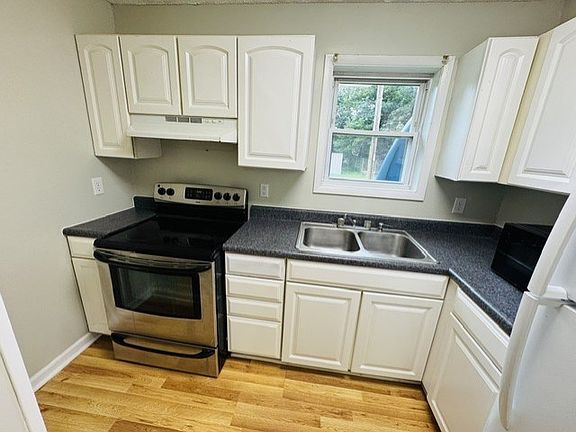 4th image of 1119 Pepper Dr