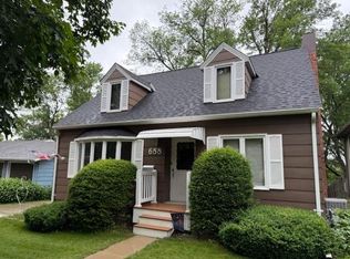 688 Miller Ave, Windom, MN 56101