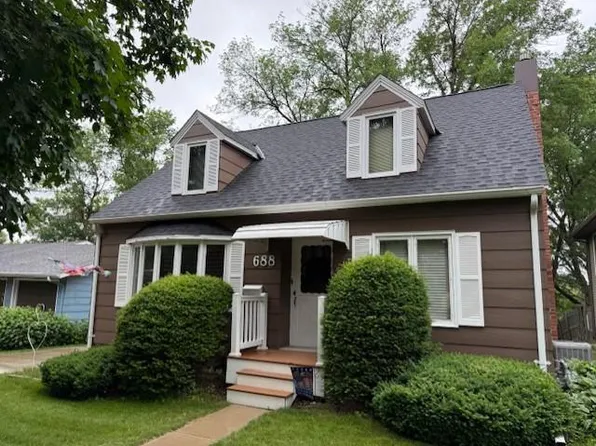 688 Miller Ave, Windom, MN 56101