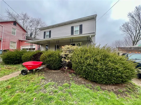 413 State Route 208, Pulaski, PA 16143