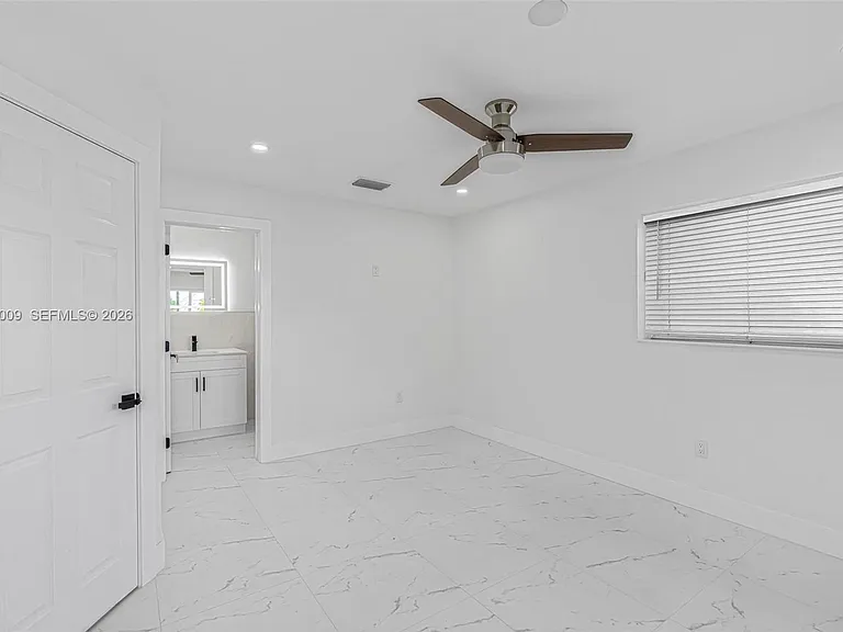 2901 SW 92nd Ave — Photo 11