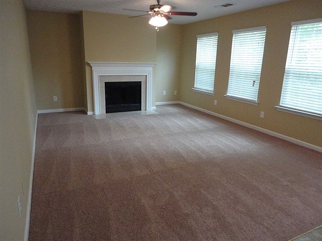 2nd image of 2944 Jasmine Brook Rent By Own