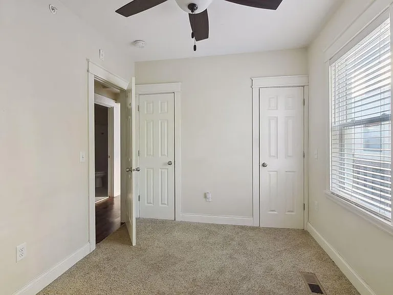 3245 Hennepin Ave #1 — Photo 11