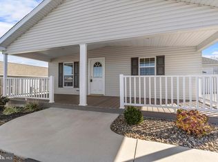 22 Burke Dr, Shippensburg, PA 17257