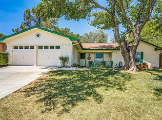 6749 Fair Meadows Dr, North Richland Hills, TX 76182