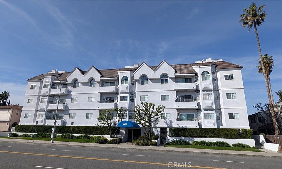 1st image of 4455 Hazeltine Ave APT 304