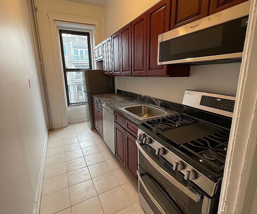 1st image of 1041 Bedford Ave APT 4