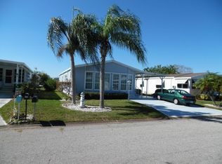 625 Wedelia Dr, Barefoot Bay, FL 32976