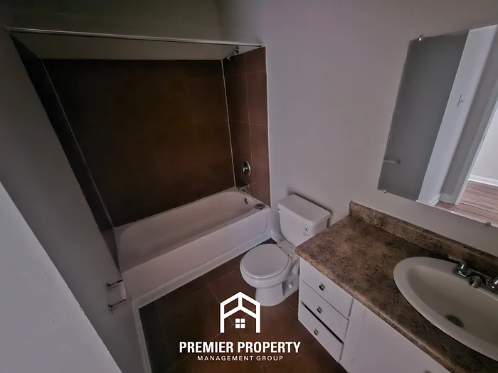 6149 Quince Rd — Photo 17