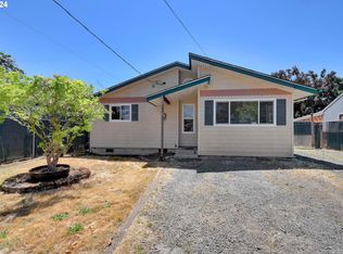 2353 G St, Springfield, OR 97477