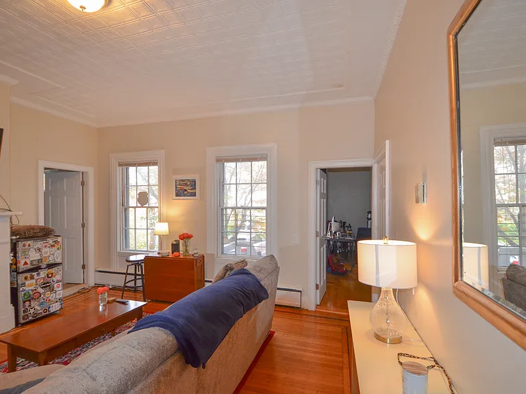 40 Bowen St #11A — Photo 23