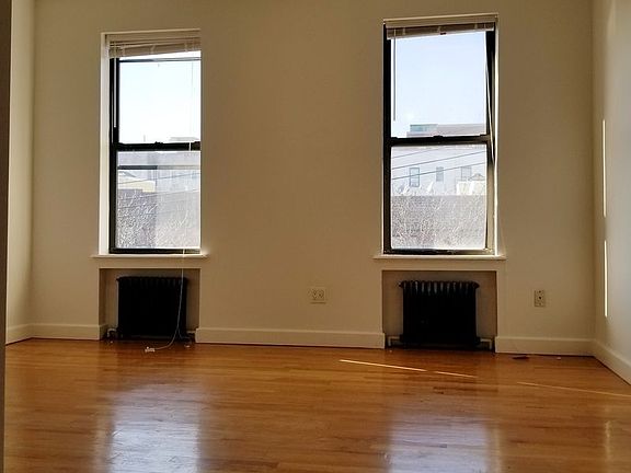 2nd image of 2067 Steinway St APT 2R