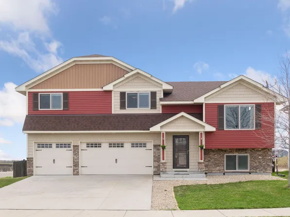 100 Serenity Ave, Howard Lake, MN 55349