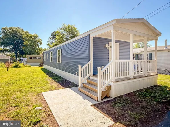 62 Harrison Dr, Fairless Hills, PA 19030