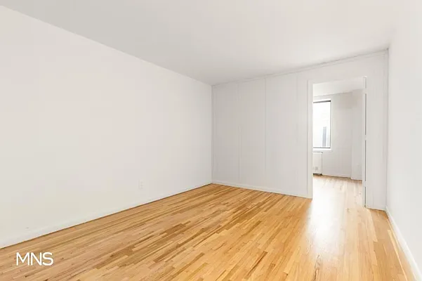 Rented by MNS Marketing | media 12