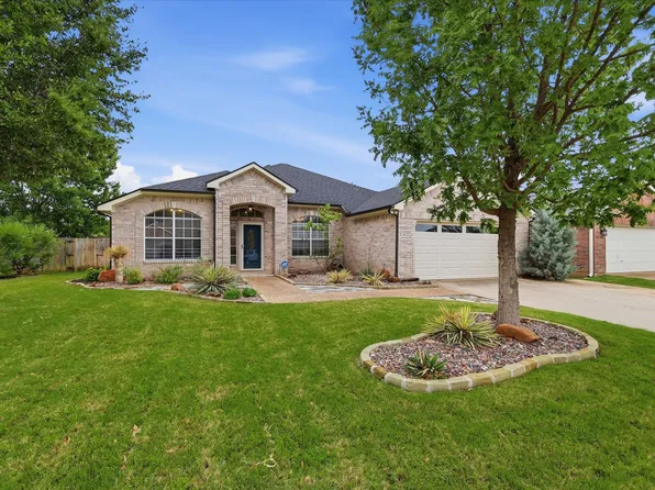 1622 Redwood Dr, Corinth, TX 76210