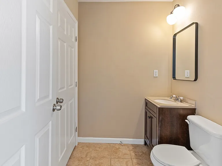 3194 Waverly Ln — Photo 39