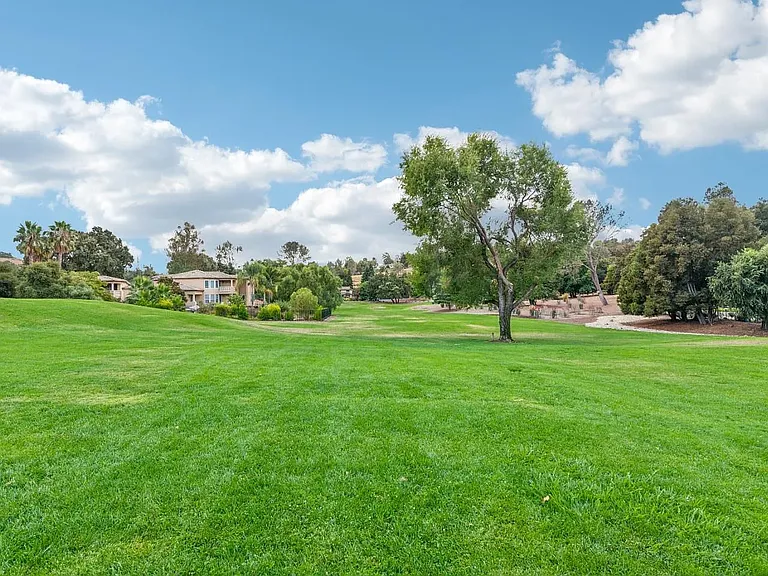 17474 Lakeview Dr — Photo 30