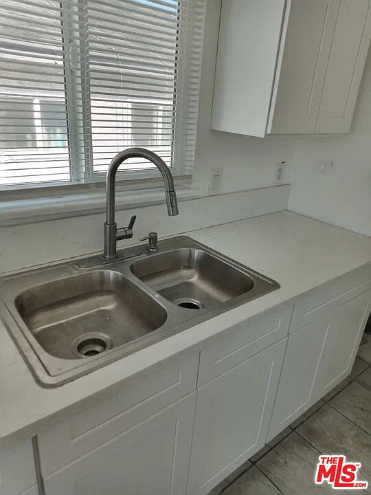 8 bed, 6.0 bath, 4130 sqft, $1,850 — Photo 2