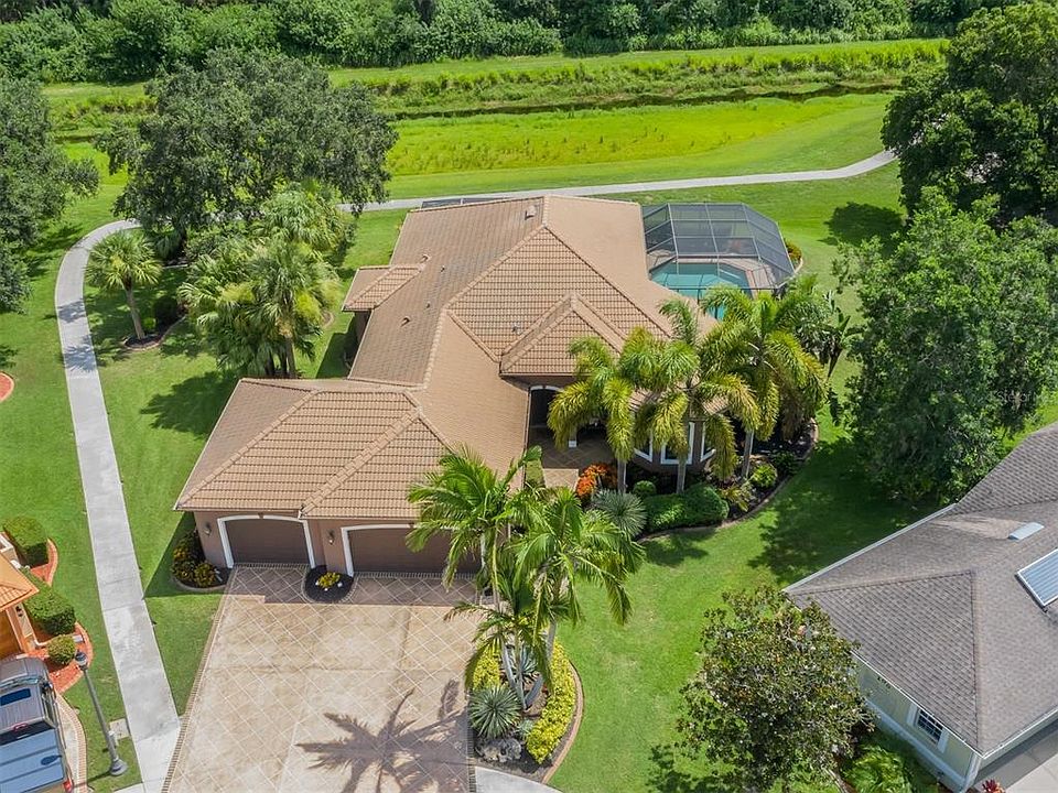 1st image of 206 King Palm Ct