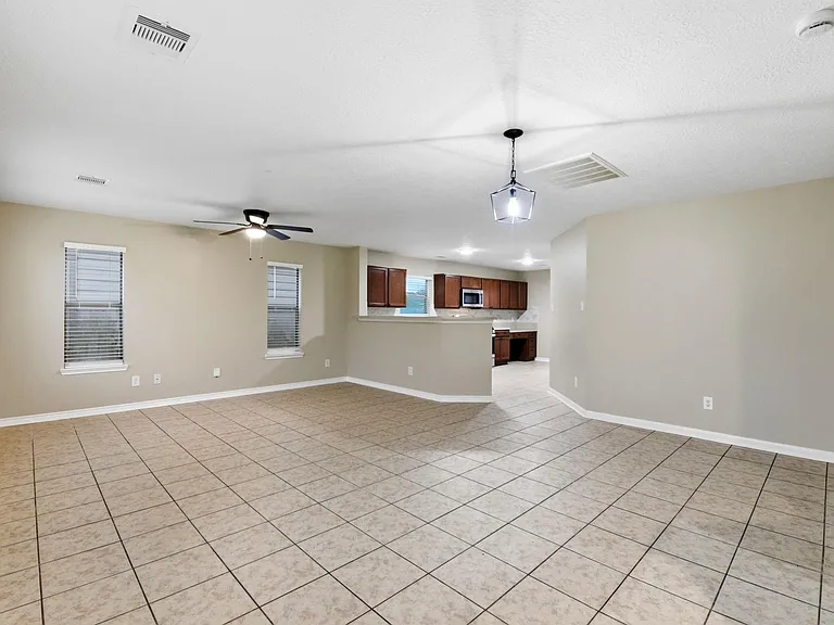 1230 Grassy View Dr — Photo 9