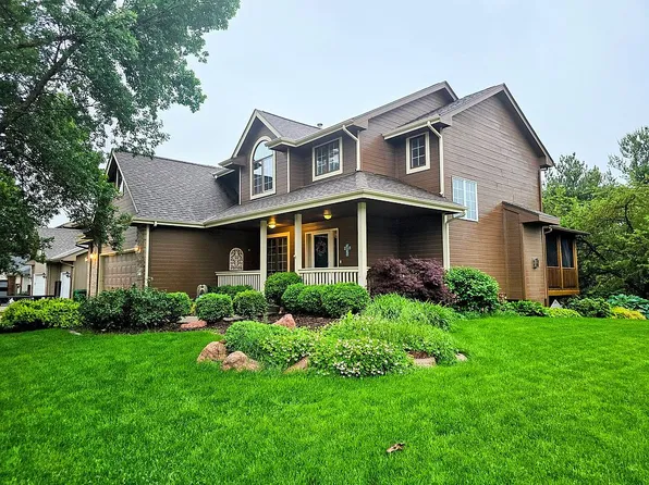 1670 N 174th St, Omaha, NE 68118