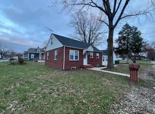 401 S Walnut St, O'Fallon, IL 62269