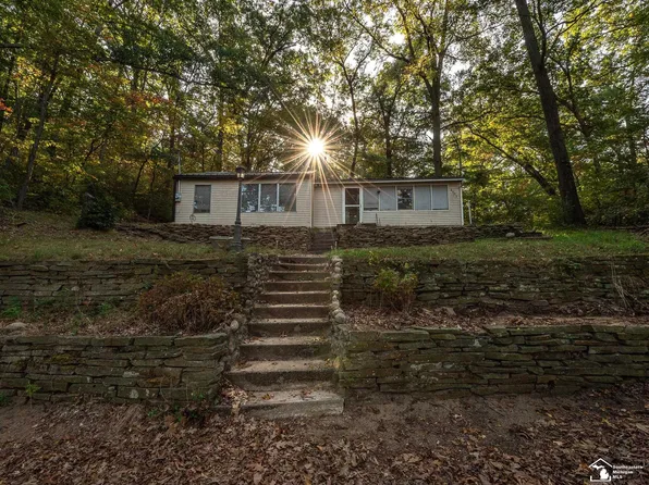 2001 Idle Hills Dr, Brooklyn, MI 49230