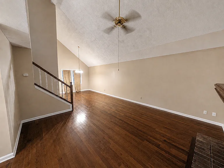 125 Pine Top Ct — Photo 4
