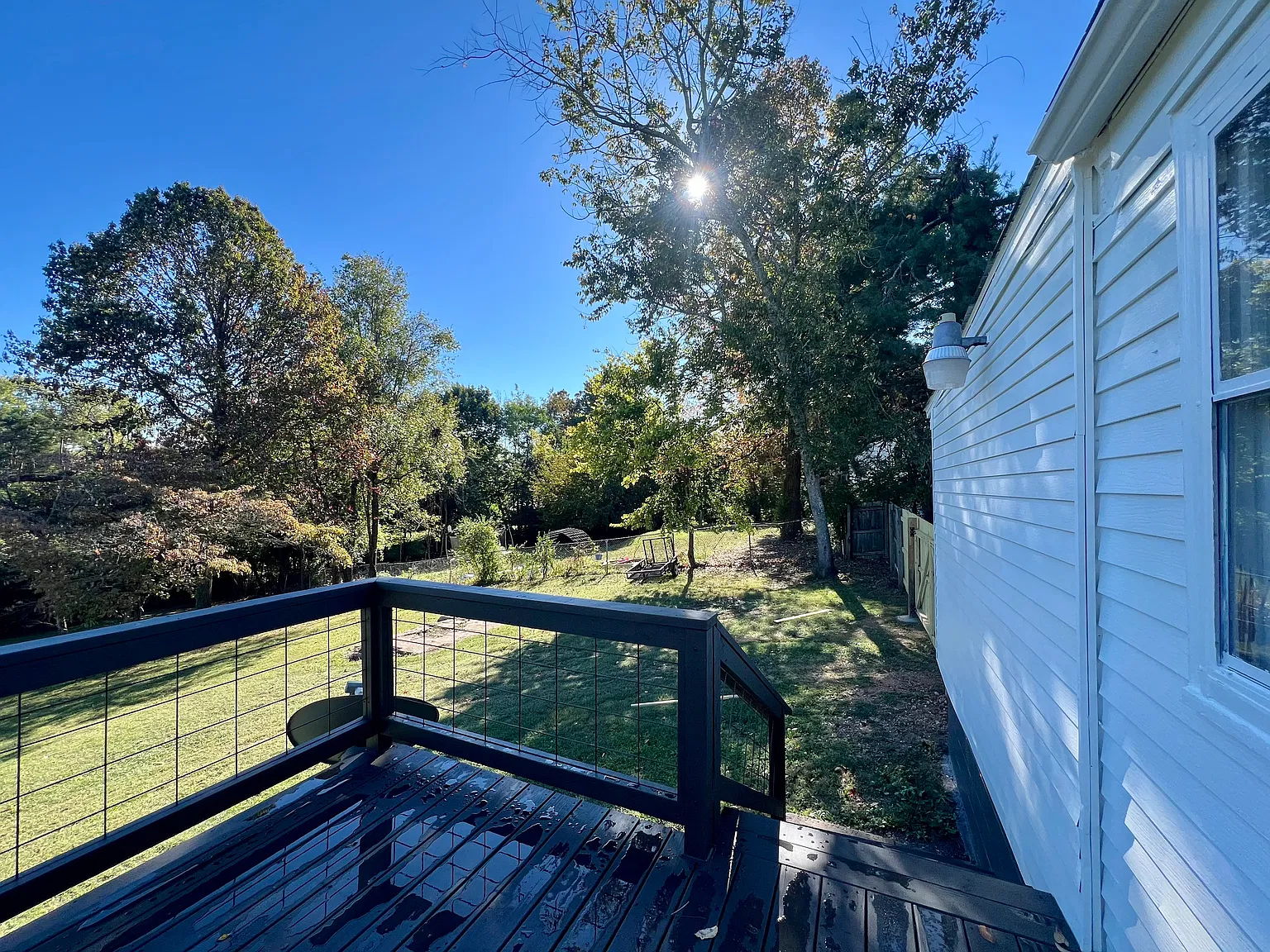 5715 Sanford Rd — Photo 3