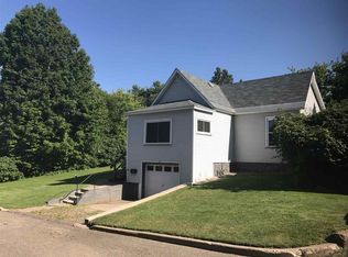 724 Park St, Ishpeming, MI 49849