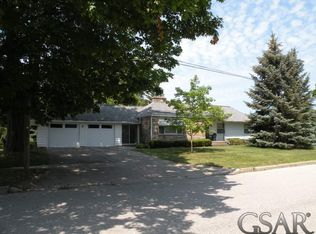 1113 Ada St, Owosso, MI 48867
